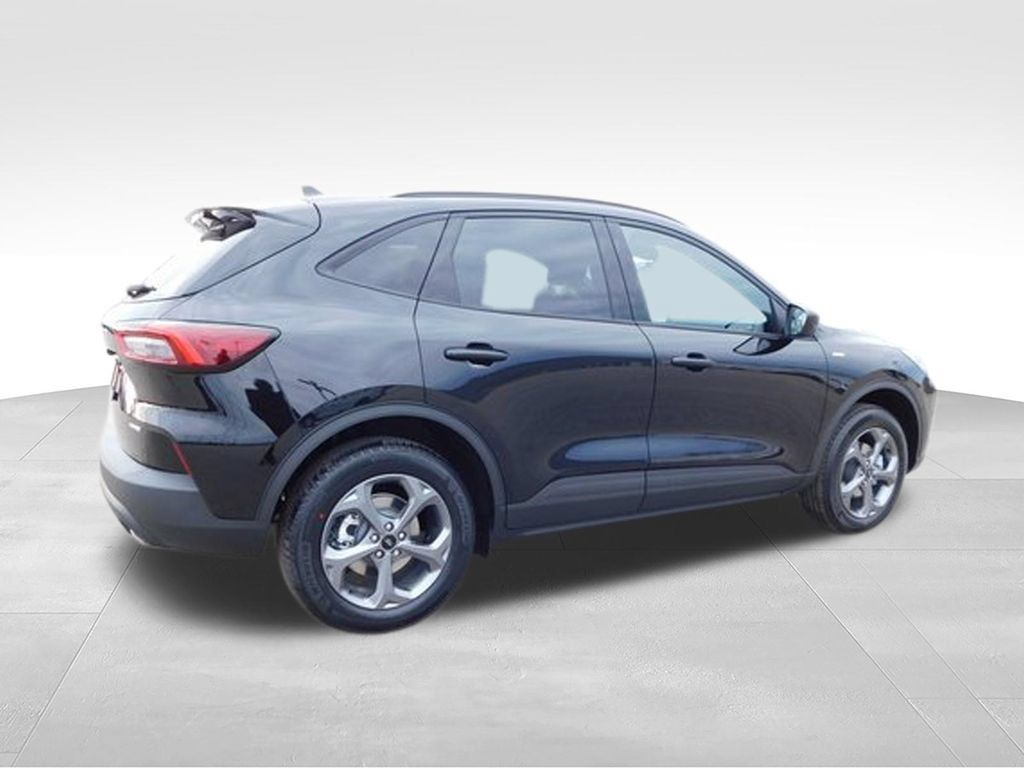 New 2026 Ford Escape ST-Line AWD/4WD image 3