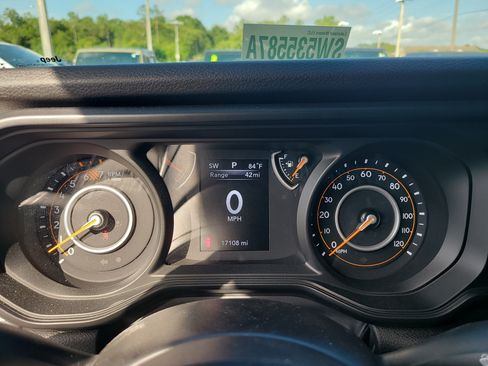 Used 2025 Jeep Wrangler Unlimited Sport AWD/4WD image 28