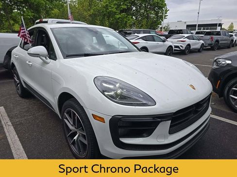 Used 2023 Porsche Macan S AWD/4WD image 4