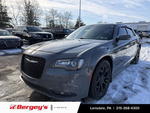 Used 2019 Chrysler 300 S w/ 300S Premium Group image 1