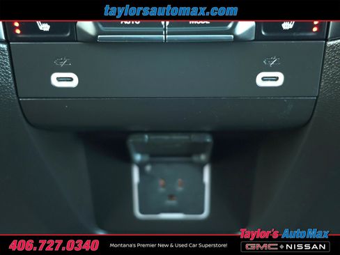 Used 2024 Chevrolet Suburban High Country image 40