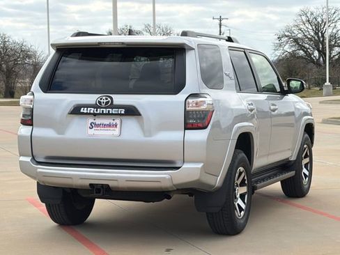 Used 2024 Toyota 4Runner TRD Off-Road Premium AWD/4WD image 7