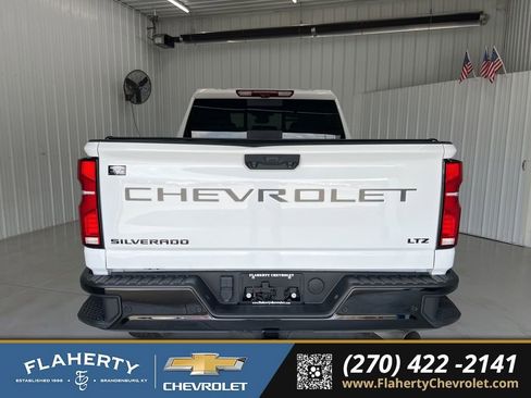 Used 2025 Chevrolet Silverado 2500 LTZ w/ Trail Boss Package image 4