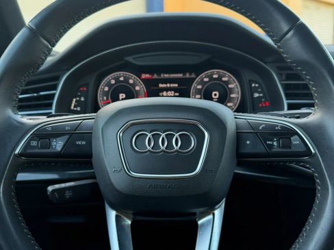Used 2019 Audi Q8 Premium w/ Convenience Package image 21