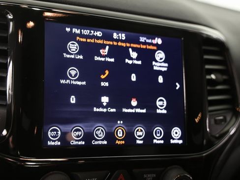 Used 2022 Jeep Grand Cherokee Laredo X image 18