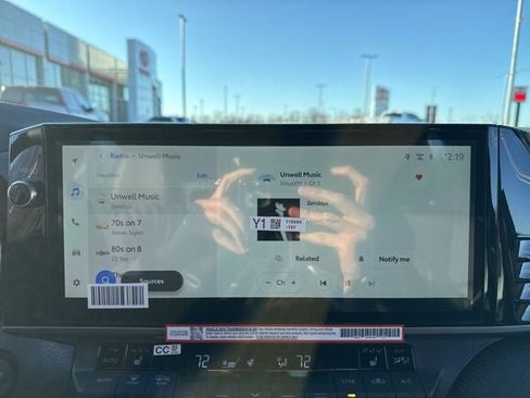 Used 2026 Toyota Camry SE w/ Multimedia Upgrade Package image 23