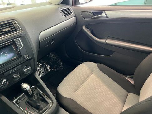 Used 2017 Volkswagen Jetta S FWD image 20