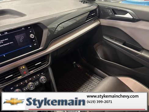 Used 2022 Volkswagen Taos SEL image 47