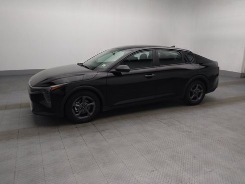 Used 2025 Kia K4 FWD image 2