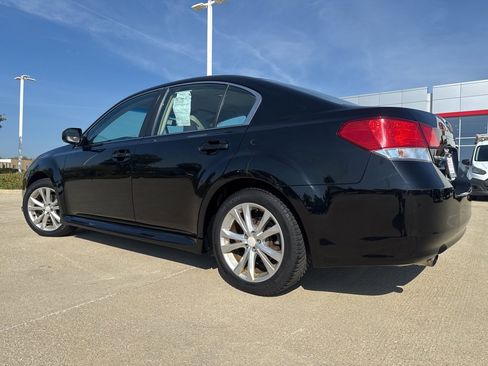 Used 2013 Subaru Legacy 2.5i Premium w/ All-Weather Pkg image 4
