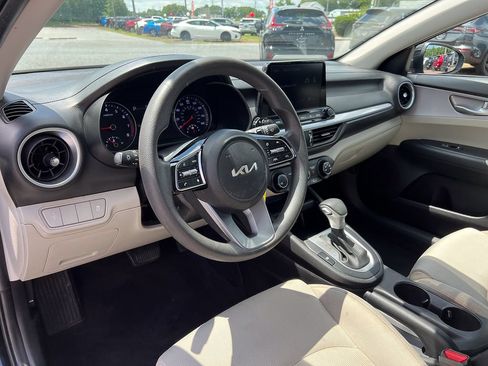 Used 2023 Kia Forte LXS FWD image 12