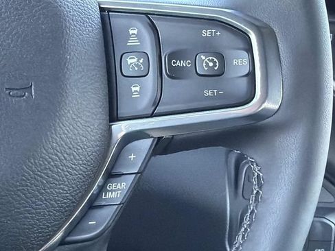 New 2026 RAM 2500 Laramie AWD/4WD image 35
