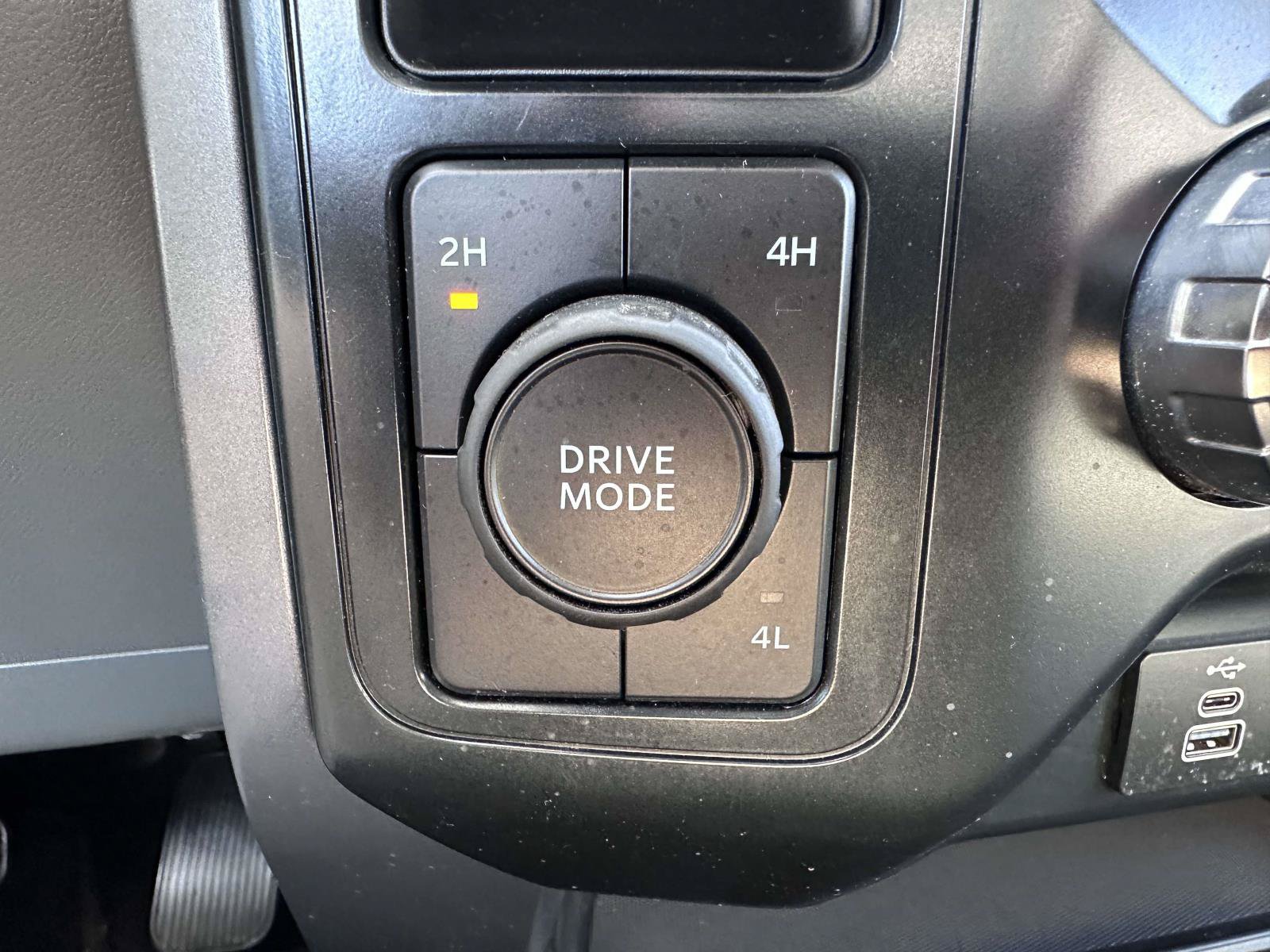 Used 2025 Ford F150 XLT w/ Equipment Group 301A Standard AWD/4WD image 24