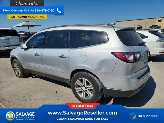 Used 2016 Chevrolet Traverse LT FWD image 3