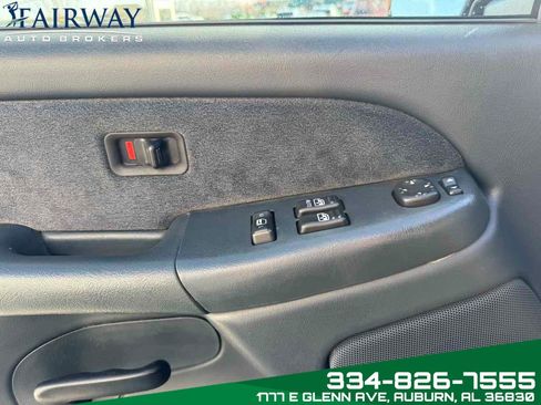 Used 2001 Chevrolet Silverado 3500 LS w/ Off-Road Skid Plate Pkg image 15