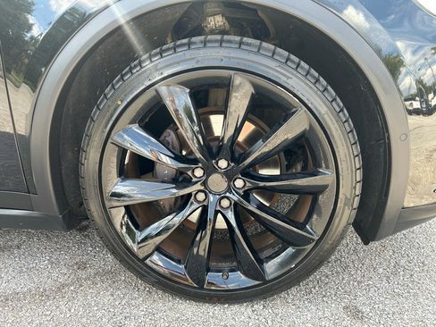 Used 2017 Tesla Model X 100D image 35