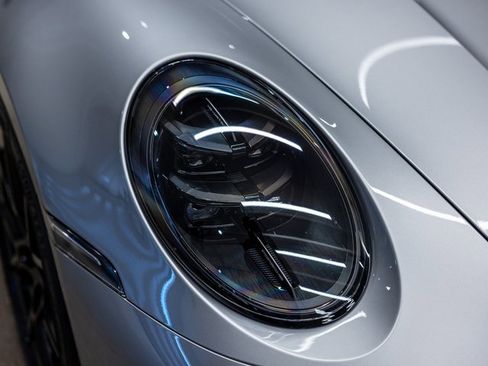 Used 2025 Porsche 911 Carrera image 14