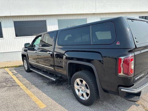 Used 2016 GMC Sierra 1500 SLT w/ Enhanced Driver Alert Package AWD/4WD image 3