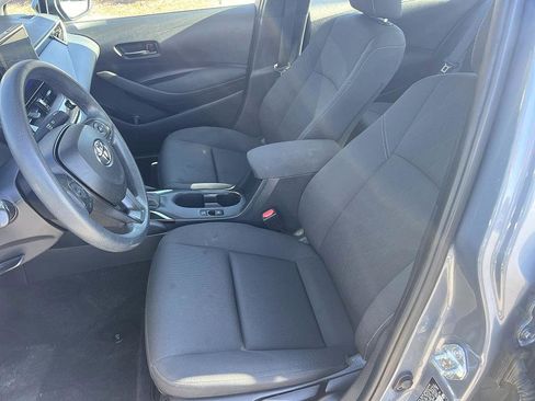 Used 2023 Toyota Corolla LE image 14