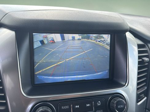 Used 2020 Chevrolet Tahoe LT RWD image 12
