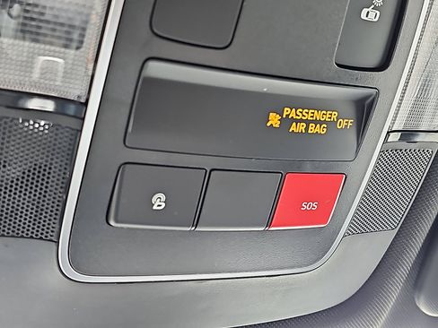 Used 2022 Hyundai Santa Cruz SEL image 26