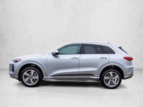 New 2026 Audi Q5 Premium Plus AWD/4WD image 8