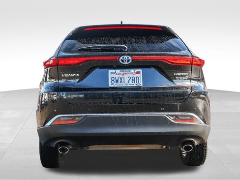 Used 2021 Toyota Venza Limited w/ Advanced Technology Package image 6