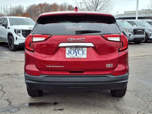 Certified 2022 GMC Terrain SLE image 31