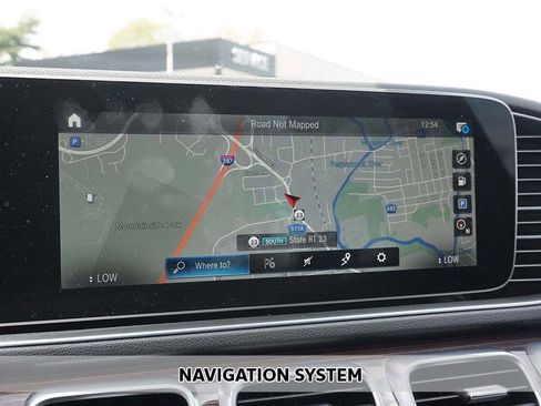 Used 2022 Mercedes-Benz GLE 350 w/ Premium Package image 3