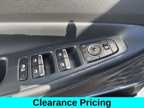 Used 2023 Hyundai Santa Fe Limited AWD/4WD image 14