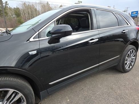 Used 2017 Cadillac XT5 Premium Luxury image 17