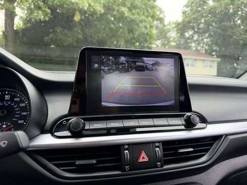 Used 2022 Kia Forte LXS FWD image 24