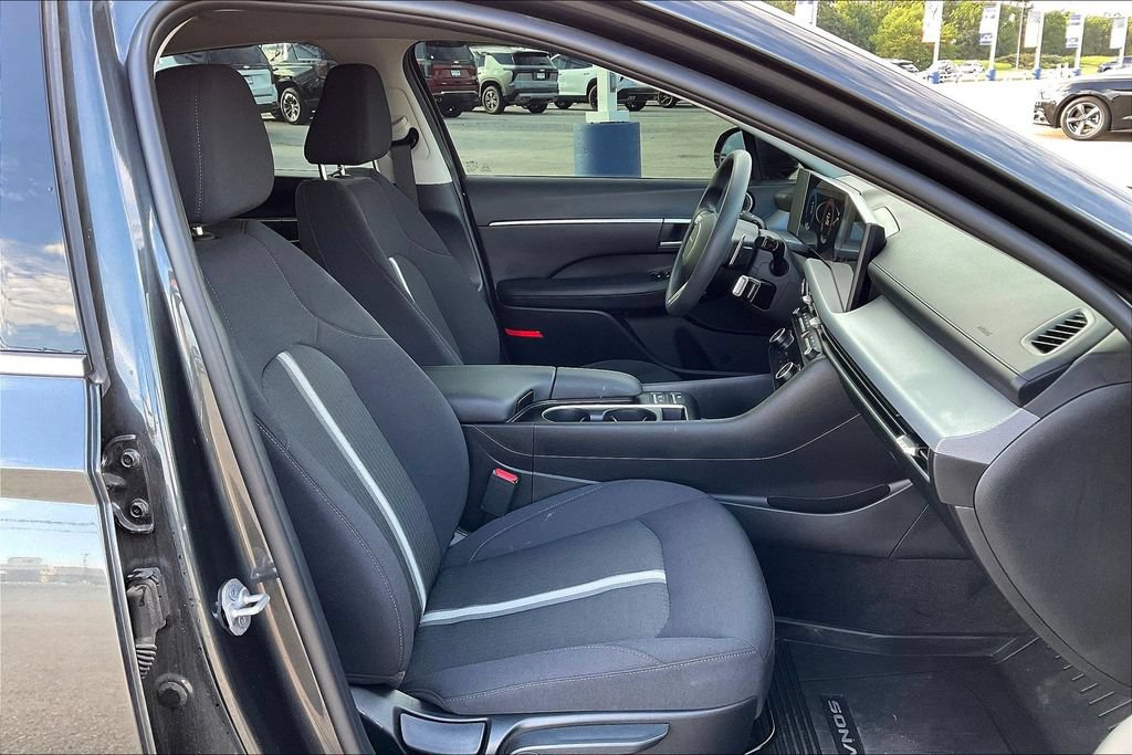 Used 2024 Hyundai Sonata SEL AWD/4WD image 15