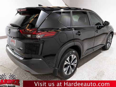 Used 2022 Nissan Rogue SV FWD image 5