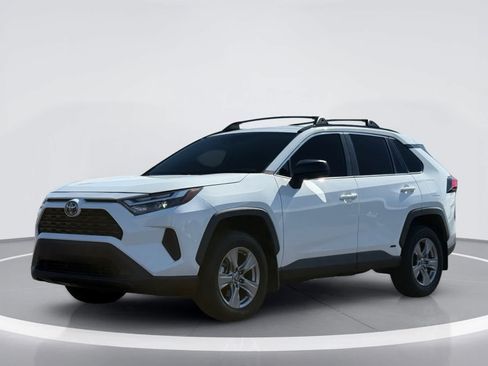 Used 2024 Toyota RAV4 LE AWD/4WD image 2