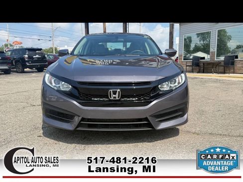 Used 2018 Honda Civic EX image 3