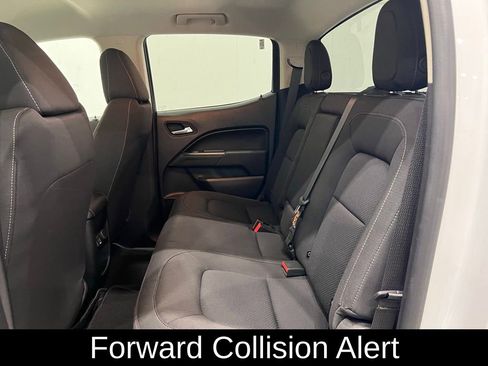 Used 2022 Chevrolet Colorado LT w/ Safety Package image 11