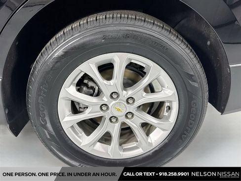 Used 2020 Chevrolet Equinox LS w/ LS Convenience Package FWD image 29