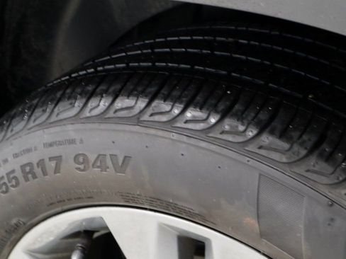 Used 2023 Kia Seltos LX image 19