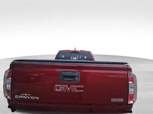 Used 2017 GMC Canyon SLE w/ All Terrain Package image 12