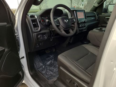 Certified 2025 RAM 1500 Big Horn image 10