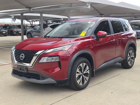 Used 2023 Nissan Rogue SV FWD image 7