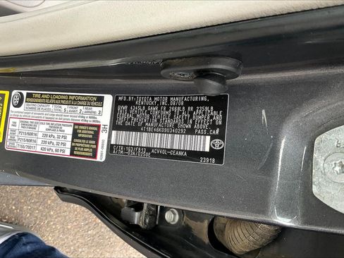 Used 2009 Toyota Camry LE FWD image 18