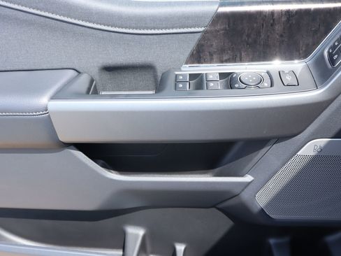 New 2026 Ford F250 Lariat w/ FX4 Off-Road Package image 17