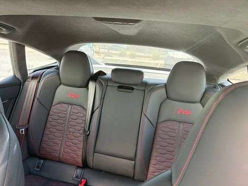 Used 2025 Audi RS 7 Performance w/ Matte Carbon Package AWD/4WD image 6