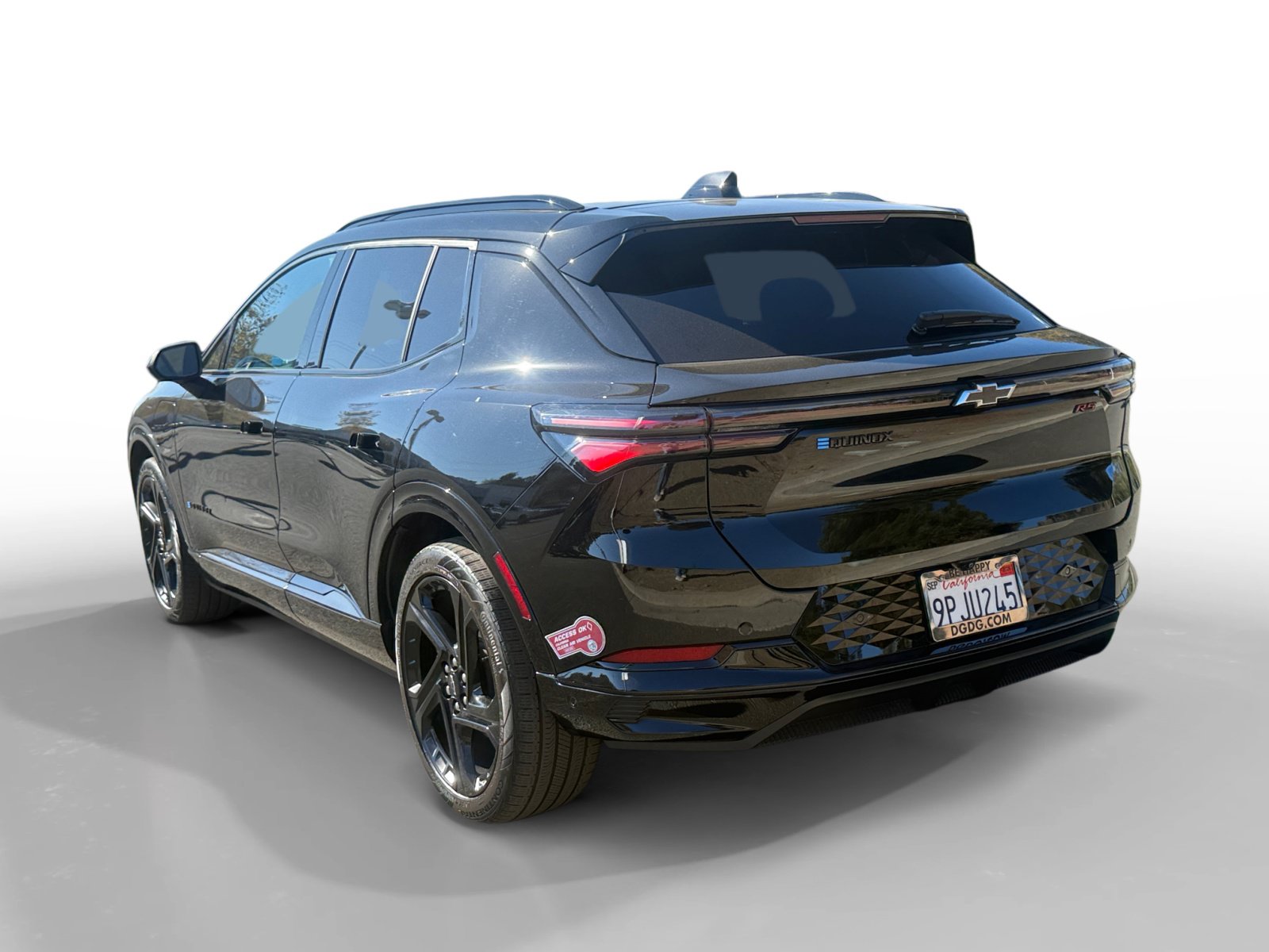 Used 2024 Chevrolet Equinox EV RS FWD image 3
