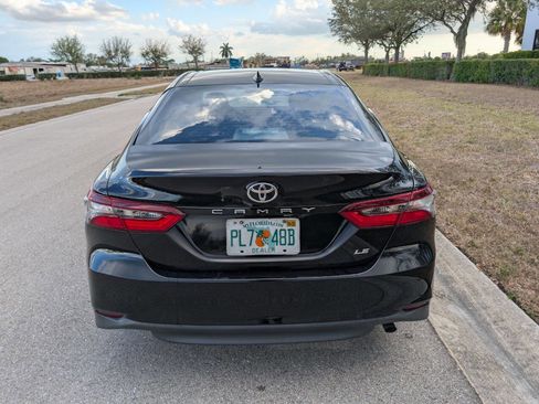 Used 2023 Toyota Camry LE image 7