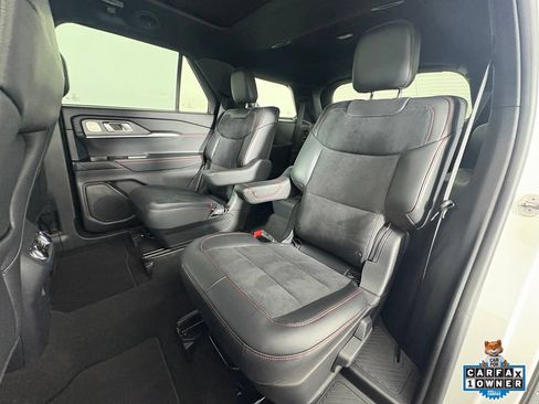 Used 2025 Ford Explorer ST w/ Sun And Sound Package AWD/4WD image 19