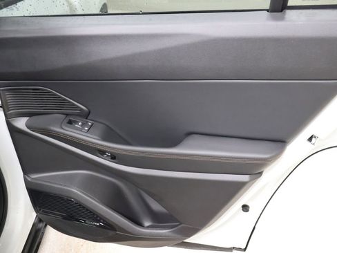 New 2026 Jeep Cherokee Overland image 16