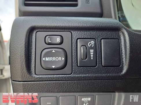 Used 2019 Toyota 4Runner SR5 Premium AWD/4WD image 18